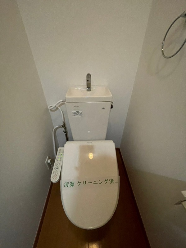 トイレ　別部屋参考