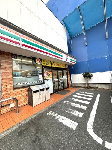 コンビニ　セブンイレブン 足立千住曙町店（コンビニ）まで3218m