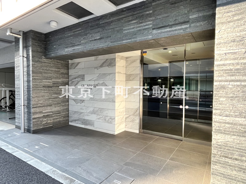 GRAN PASEO神田駅前の外観写真