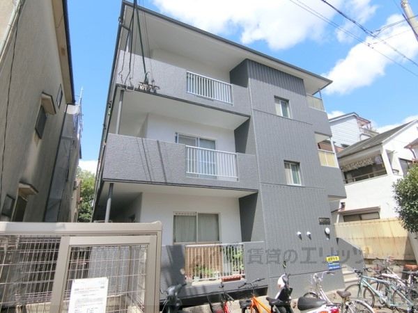 第33マンションの外観写真