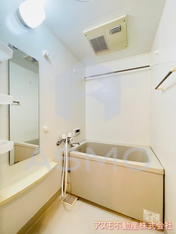 バス・シャワールーム　同マンション別部屋　参考写真