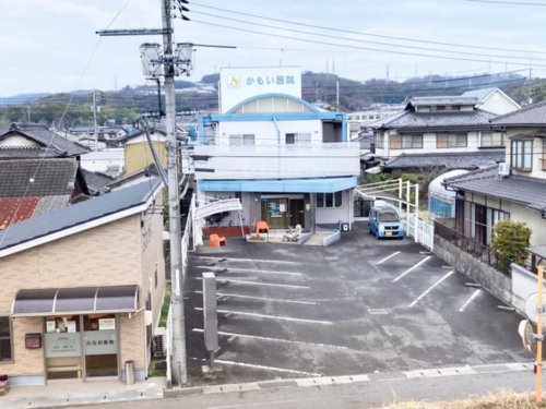 病院　かもい胃腸科内科医院（病院）まで908m