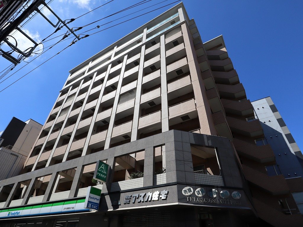 建物外観　コモン西葛西　ＮＴＴインターネット　駅近でも駐輪場あり。
