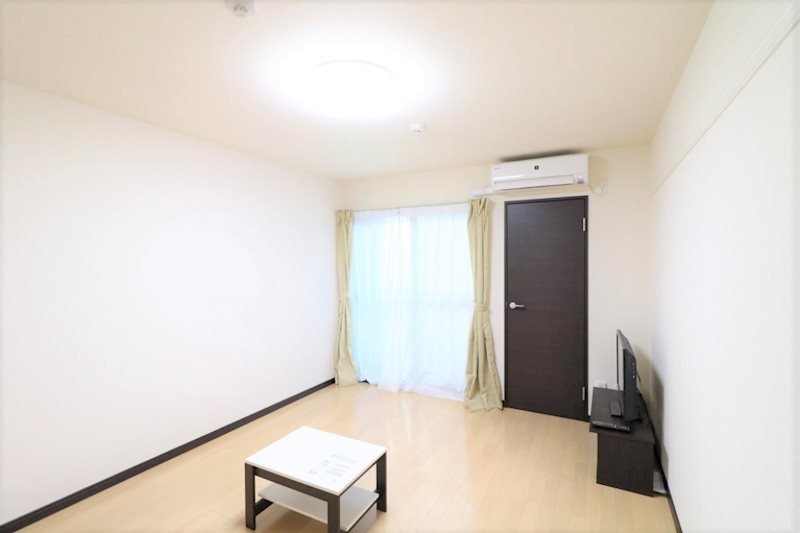 居室・リビング　※別のお部屋の写真です