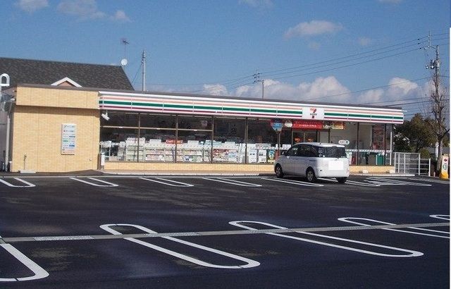 コンビニ　セブンイレブン香川町店様（コンビニ）まで750m