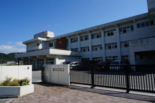小学校　生駒市立壱分小学校（小学校）まで960m