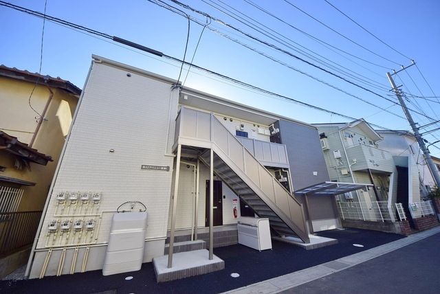 東武伊勢崎線 新田駅 徒歩12分 築8年