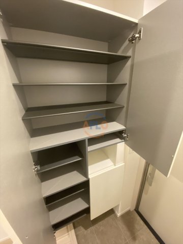 収納　スペチアーレ巽中　C棟　シューズボックス