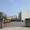 中学校　山崎西中学校（中学校）まで884m