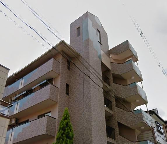 建物外観　きれいな外観のマンションです