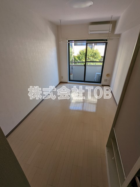 居室・リビング　別部屋参考写真