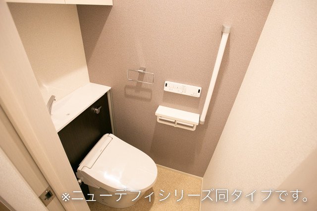 アークリヴェールIVのトイレ写真