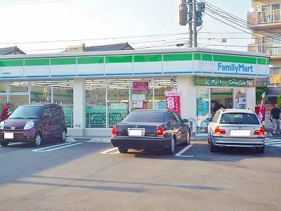 コンビニ　ファミリーマート 八幡御開店（コンビニ）まで485m