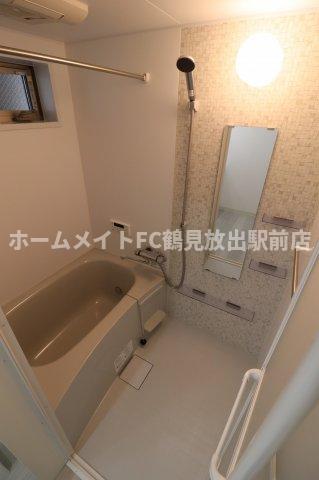 クリエオーレ茨田大宮IVの風呂写真