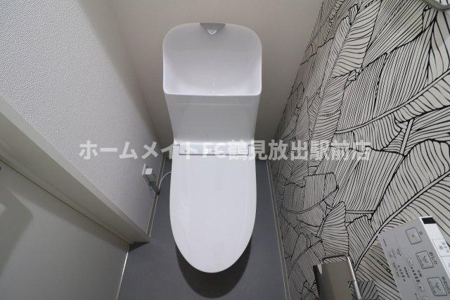 クリエオーレ茨田大宮IVのトイレ写真