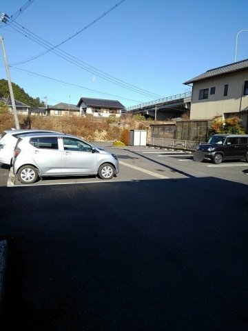 駐車場　駐車場です
