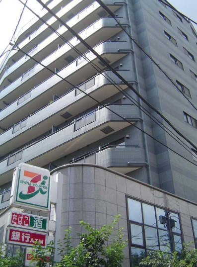 東京メトロ千代田線 町屋駅 徒歩4分 築30年