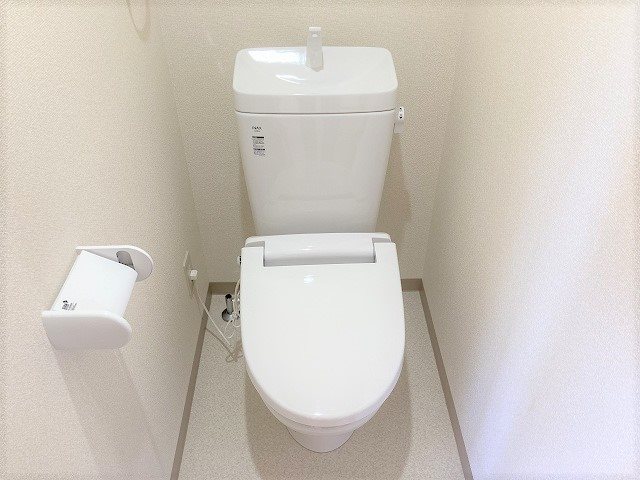 トイレ　参考写真。