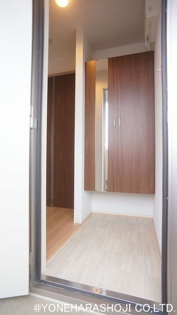 玄関　※同タイプの部屋