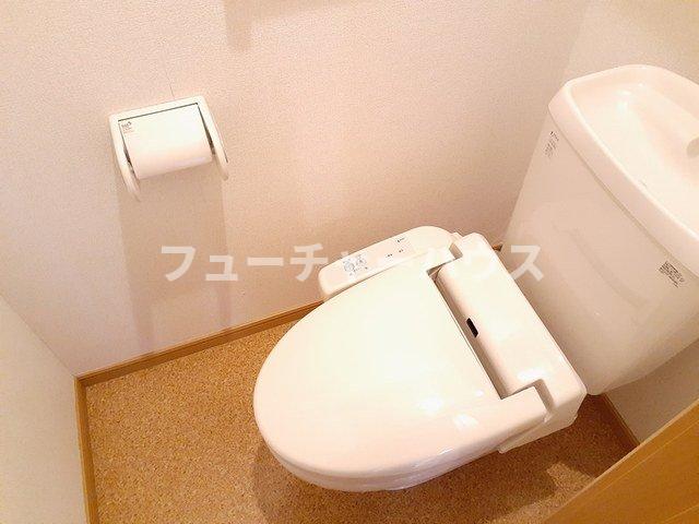 トイレ　トイレもきれいです