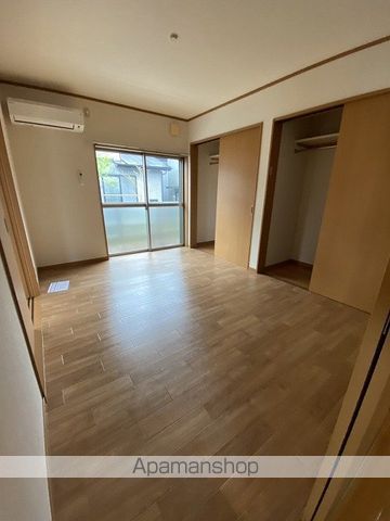 ＪＲ日豊本線 南宮崎駅 徒歩34分 1階建 築24年の居間写真