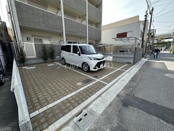 駐車場　駐車場！