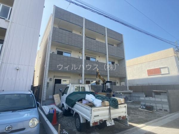 建物外観　建築中！