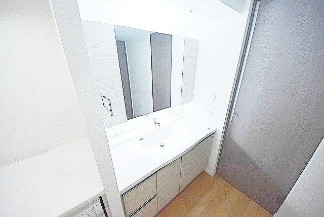 洗面設備　お問合せは(株)タウンハウジングレジデンス事業部【03-…