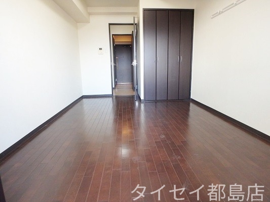 地下鉄谷町線 野江内代駅 徒歩7分 9階建 築19年の居間写真