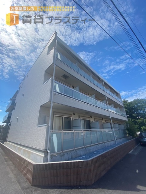 建物外観　リバーサイドの築浅物件募集再開。。。