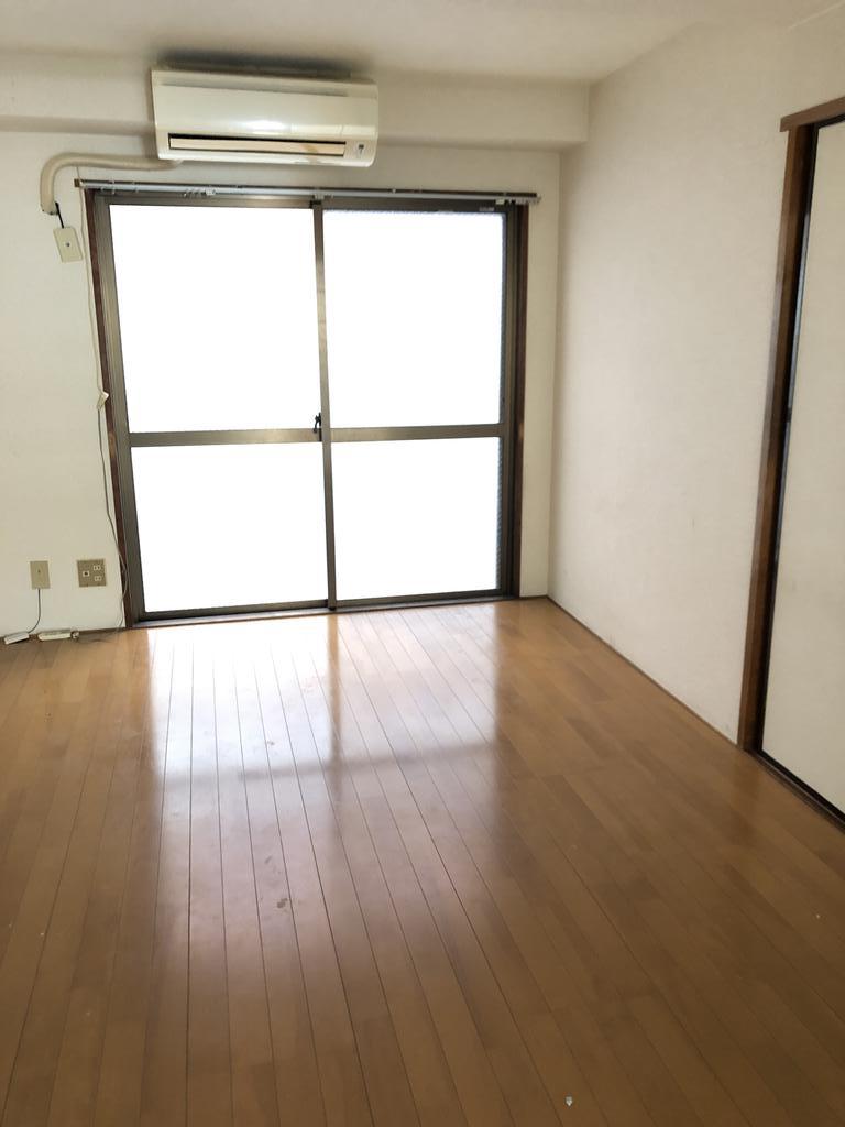 都営三田線 板橋区役所前駅 徒歩5分 3階建 築38年の居間写真