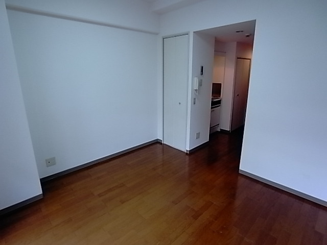 居室・リビング　奥行きのある居室空間