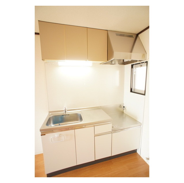 キッチン　湯沸器仕様の場合あり