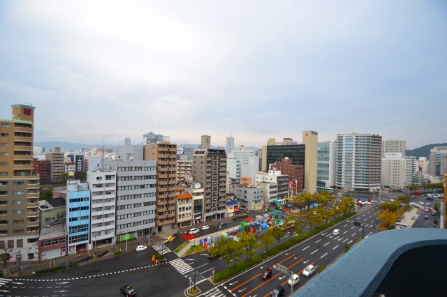 【エイトバレー広島駅前通りの眺望】