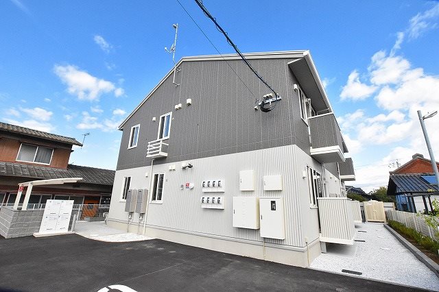 トレゾール城野の建物外観