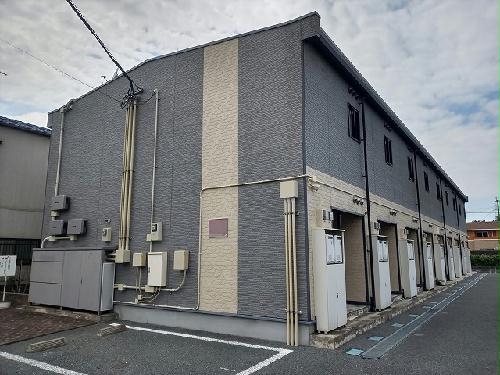 レオパレス葉山の建物外観