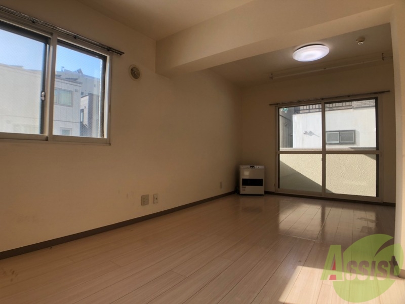 居室・リビング　広くてキレイなＬＤＫが広がっていて、充実した生活が送れそう。