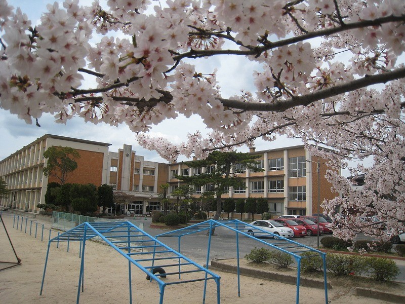 小学校　米子市立義方小学校（小学校）まで755m