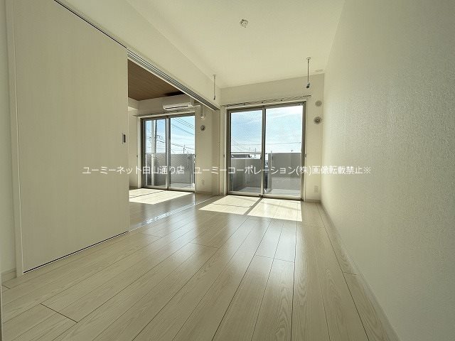 その他部屋・スペース　洋室☆室内物干しあり！