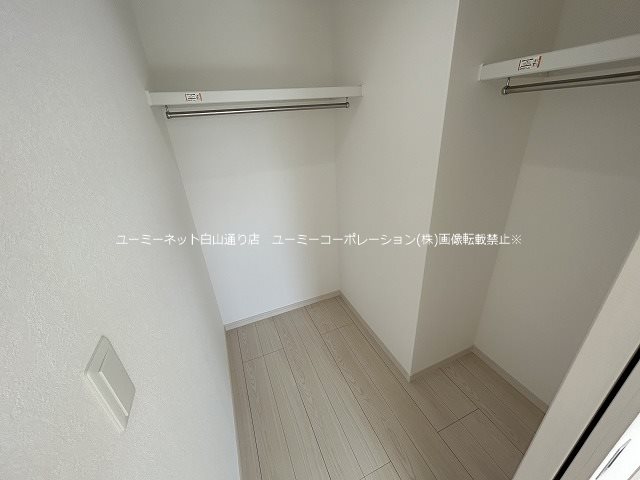 収納　ウォークインクローゼット☆