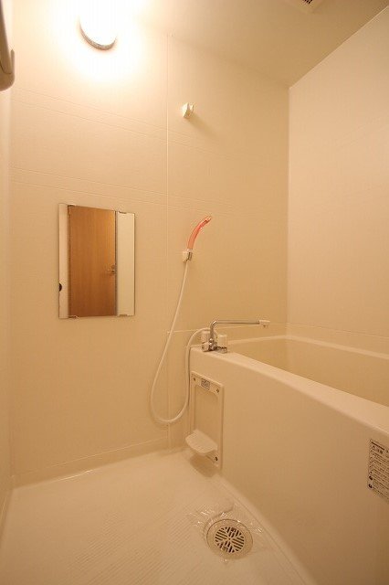 バス・シャワールーム　写真は別号室です。