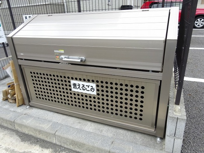その他　ゴミストッカー
