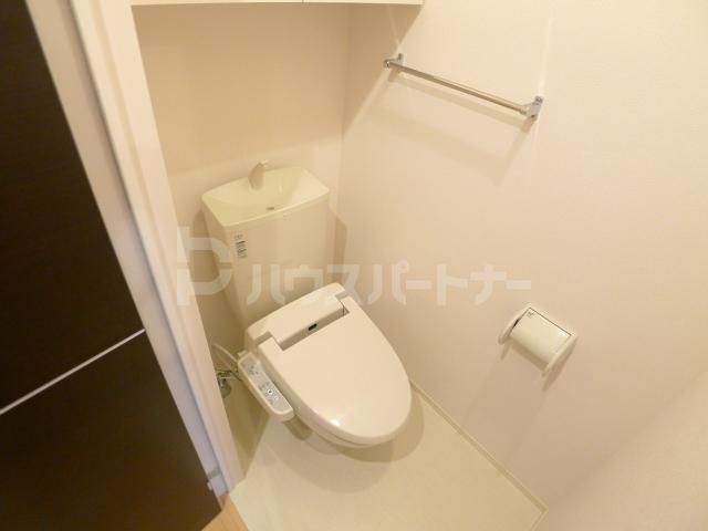 D-room エクウスのトイレ写真