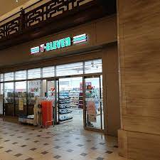 コンビニ　セブンイレブン東京ミッドタウン店（コンビニ）まで177m