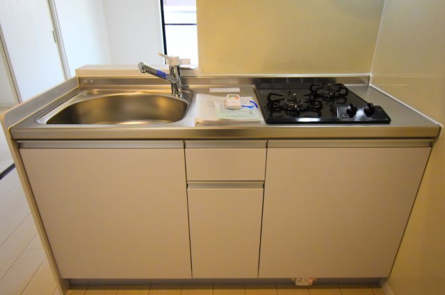 キッチン　現状優先です。