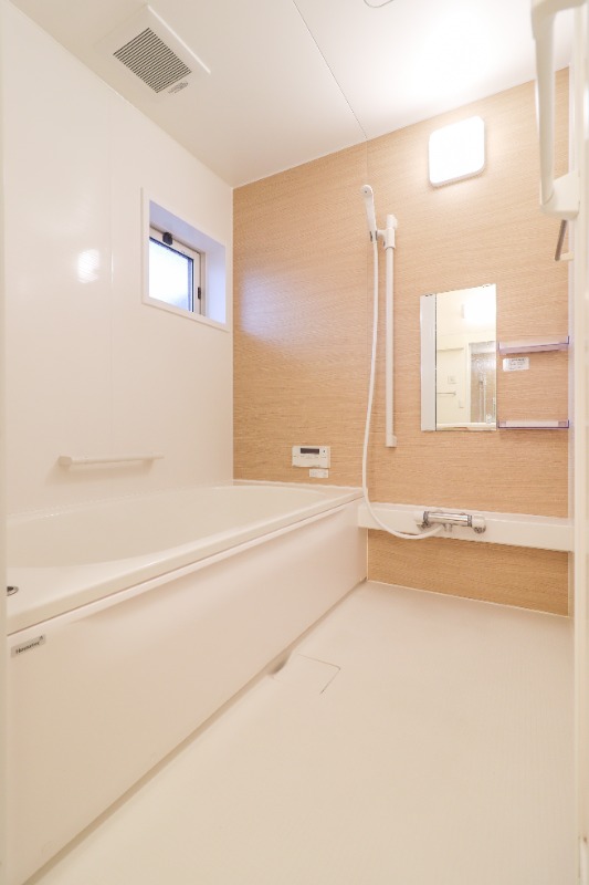 バス・シャワールーム　図面と現状に相違がある場合には現状を優先