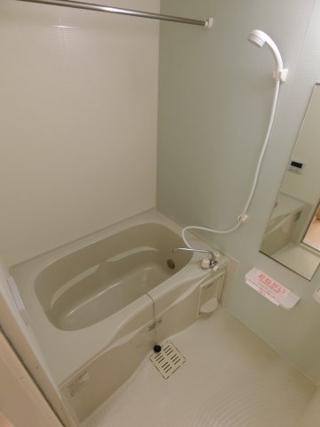 バス・シャワールーム　イメージ102号室の写真（反転あり）