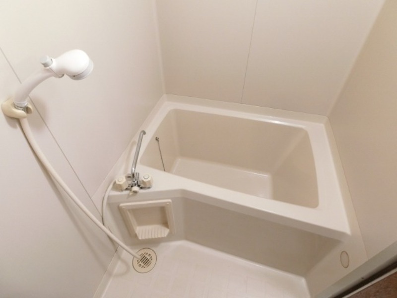 バス・シャワールーム　図面と現状に相違がある場合には現状を優先