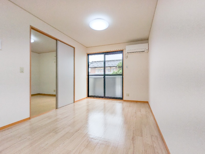 居室・リビング　図面と現状に相違がある場合には現状を優先