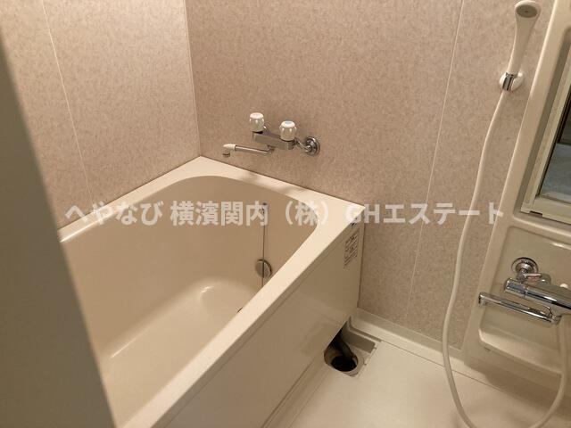 バス・シャワールーム　他号室　同施工参考写真